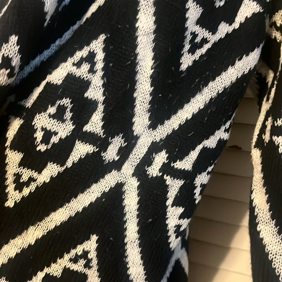 Knox Rose XL cardigan - Picture 4 of 4